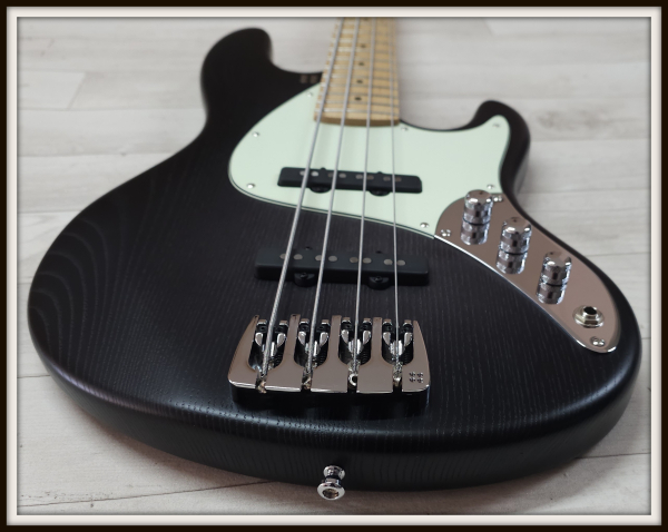 Preview: Sandberg California II TT4 passiv, Open Pore Blackburst